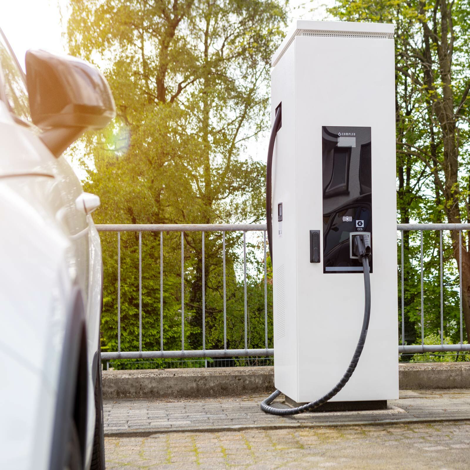 Über uns ANDAMO Holding GmbH & Co. KG      